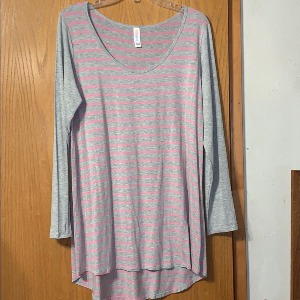 Lularoe top